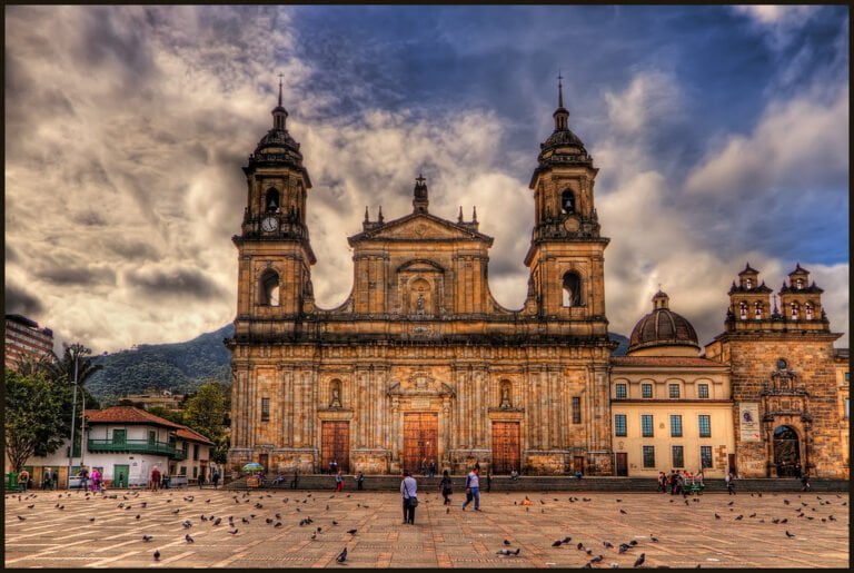 Top 10 Digital Nomad Spots in Colombia: Discover the Best Locations for Remote Work