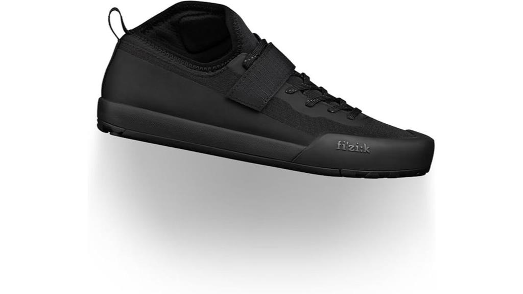 fizik black biking shoes